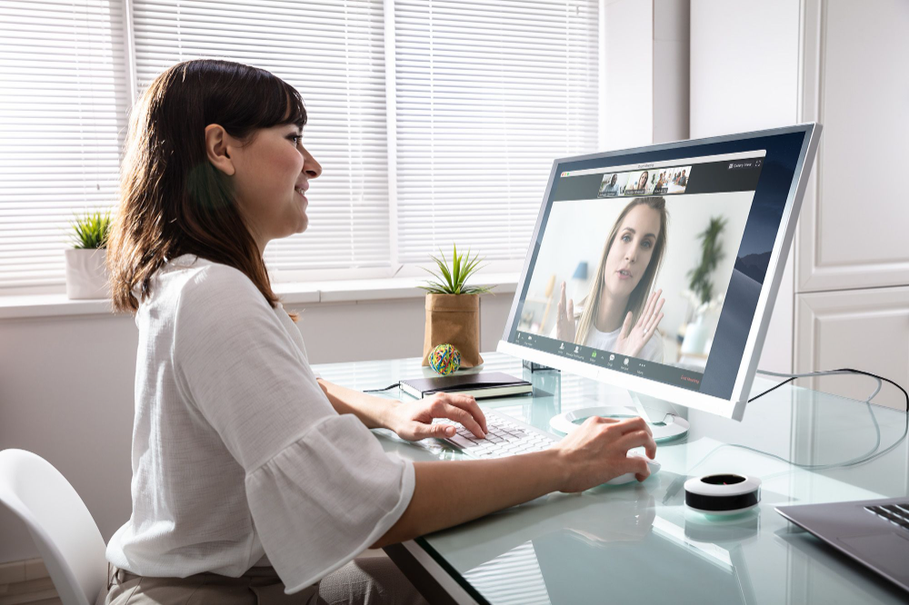 Five Tips for Successfully Managing Your Remote Team - Zoom Blog